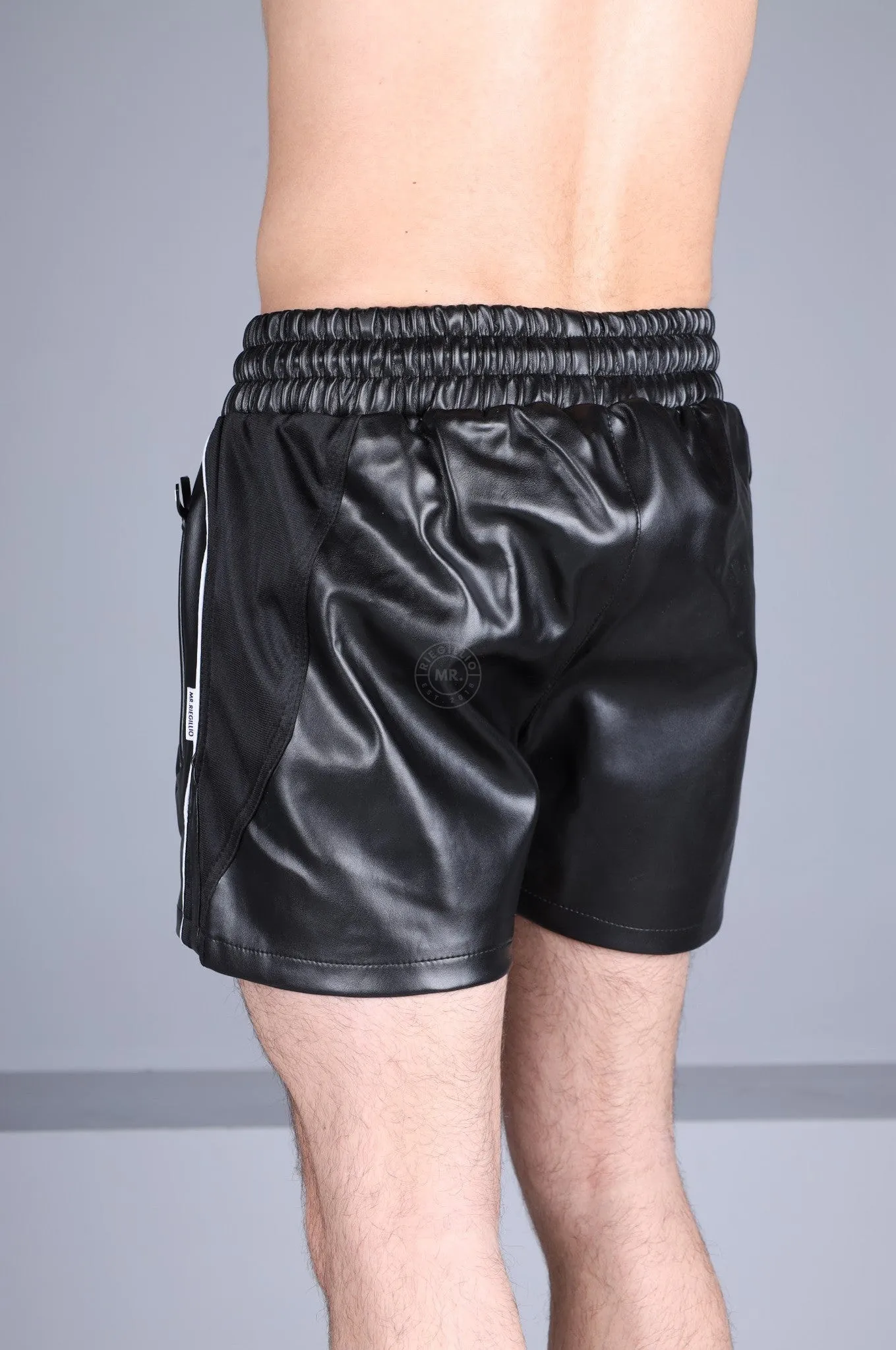 MR. 24 Track Short - Black
